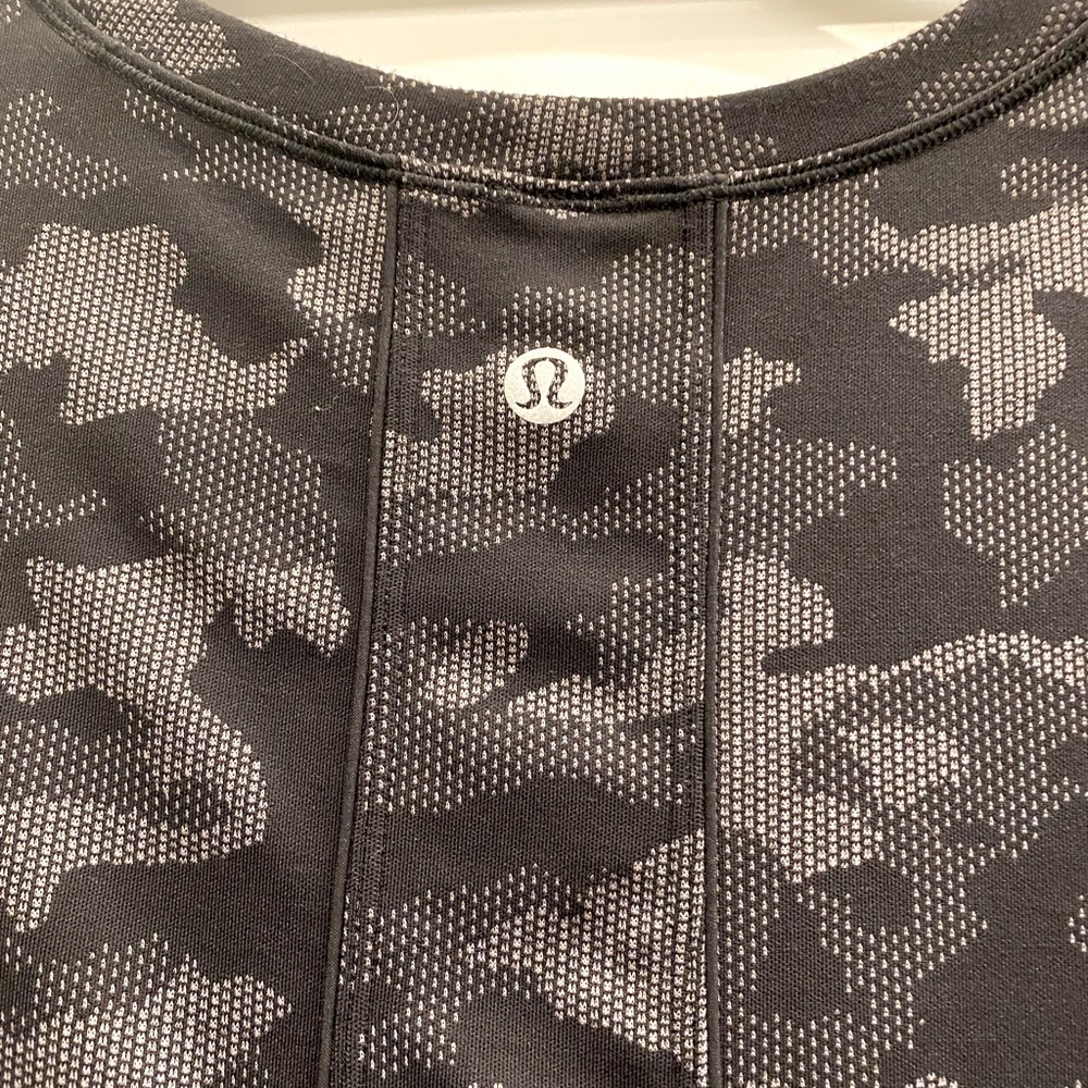 Lululemon Swiftly Tech - Picture 5 of 5